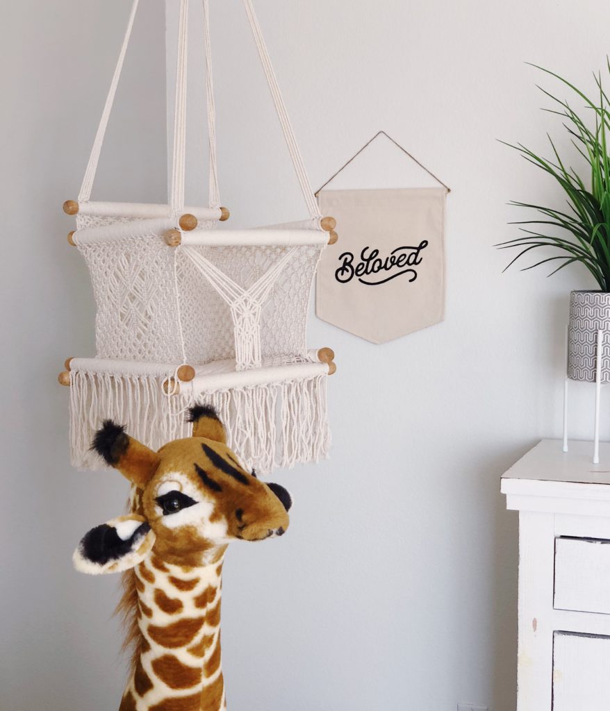 giraffe nursury decor