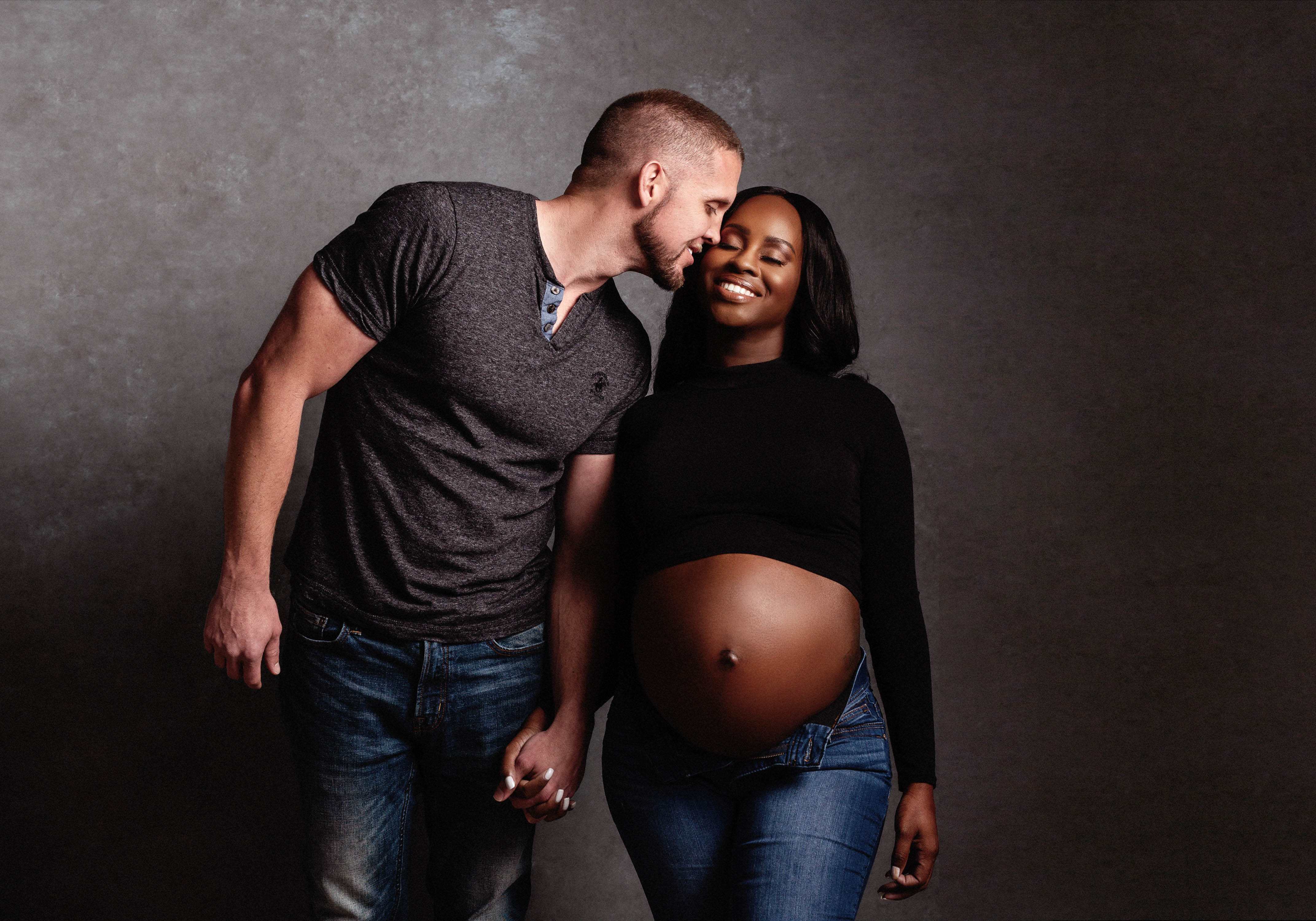 pregnant couple pictures